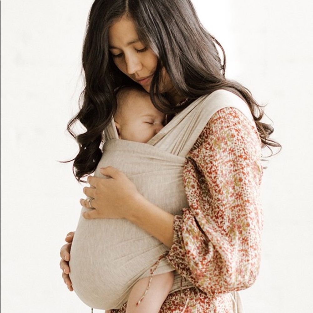 Solly baby wrap in flax